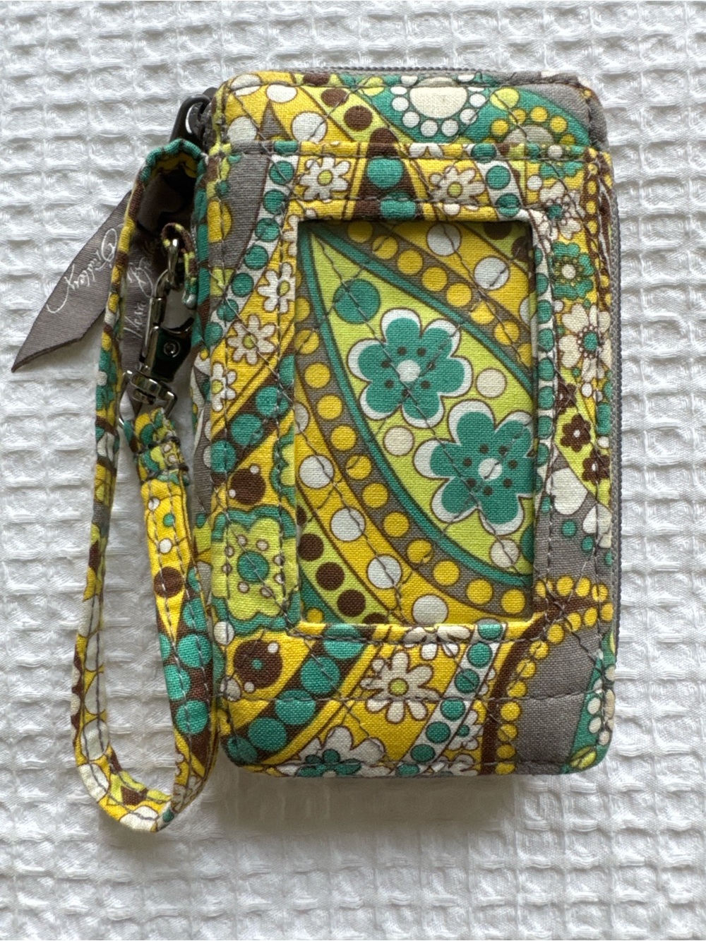 Vera Bradley All In One Wristlet Lemon Parfait Retired Wallet ID Case